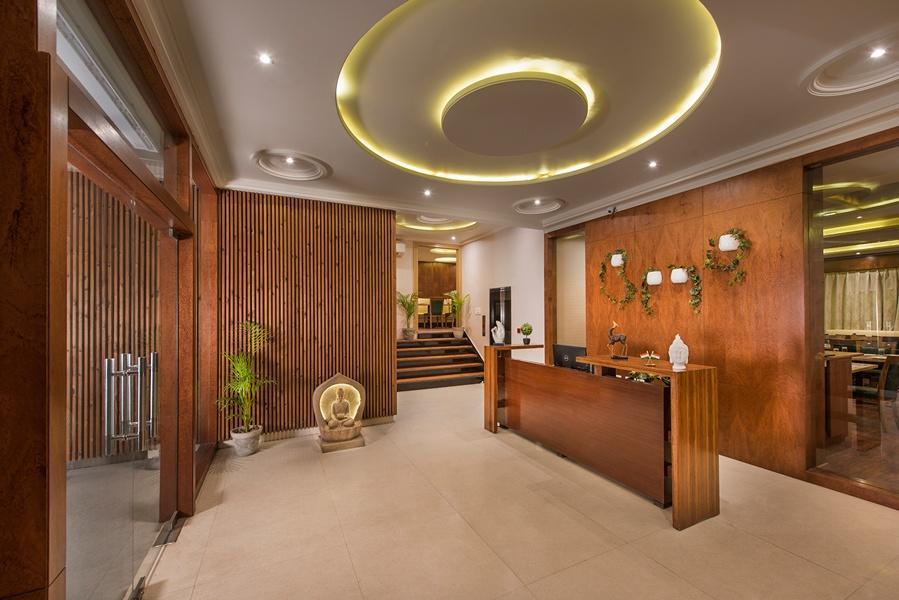 Hotel Manisha International Гая Экстерьер фото